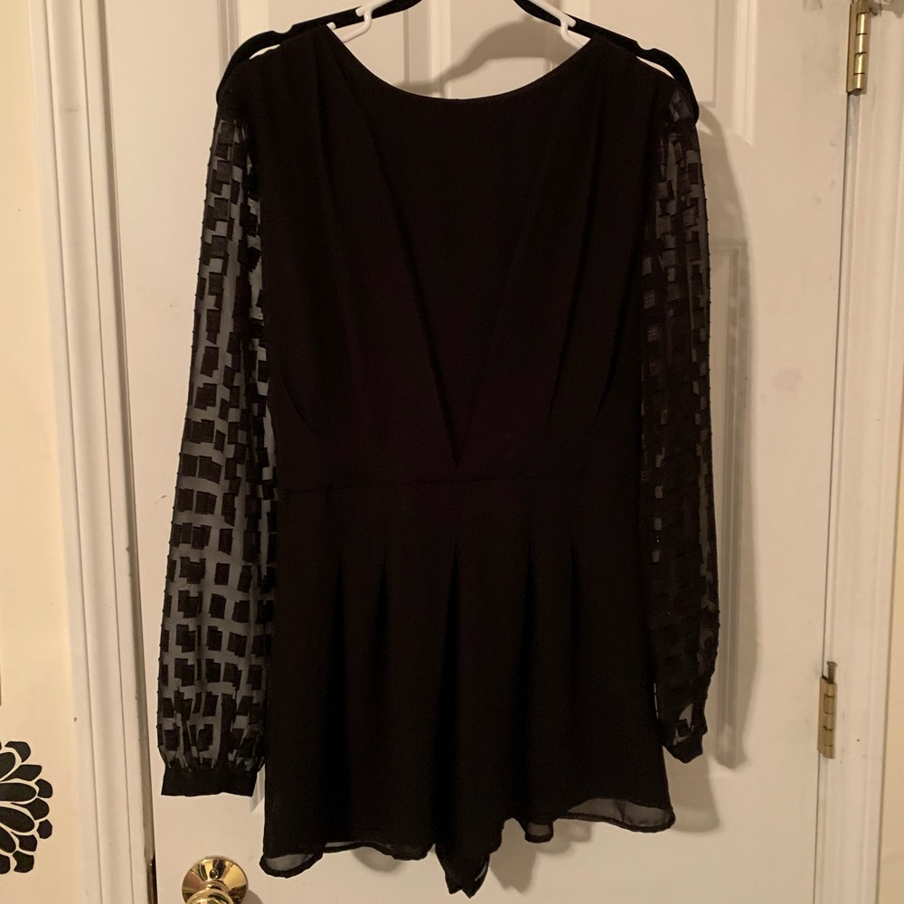 Forever 21 - Black Romper